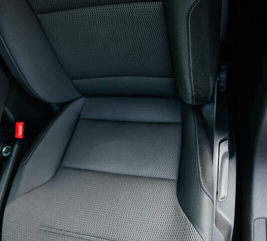 Серый Фольксваген Гольф, объемом двигателя 1.6 л и пробегом 250 тыс. км за 11100 $, фото 24 на Automoto.ua