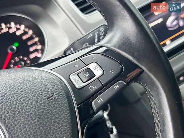 Серый Фольксваген Гольф, объемом двигателя 1.8 л и пробегом 194 тыс. км за 11800 $, фото 19 на Automoto.ua