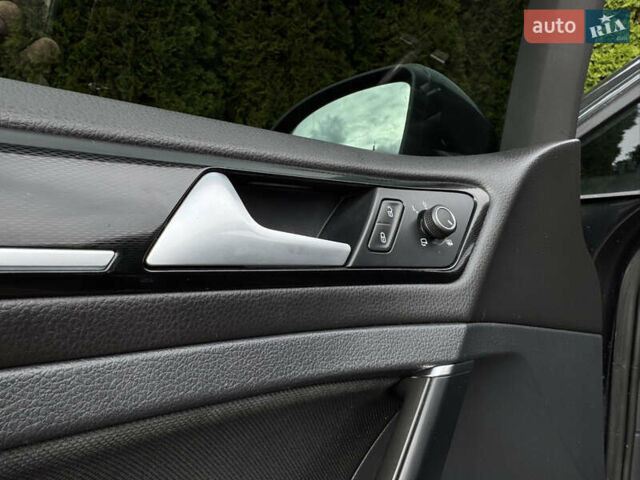 Серый Фольксваген Гольф, объемом двигателя 1.97 л и пробегом 333 тыс. км за 11999 $, фото 44 на Automoto.ua