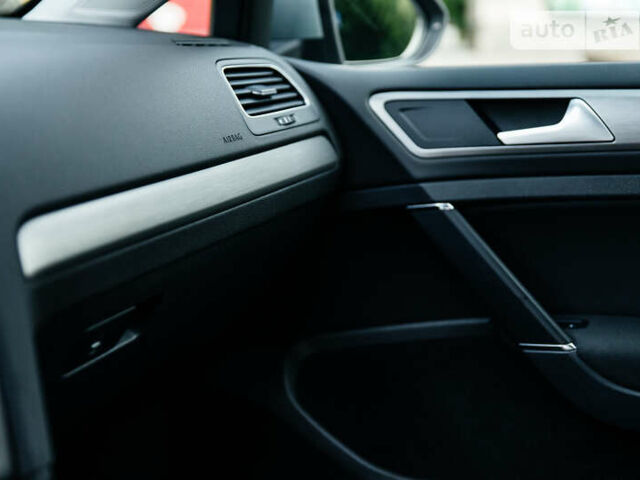 Серый Фольксваген Гольф, объемом двигателя 1.6 л и пробегом 250 тыс. км за 11100 $, фото 18 на Automoto.ua