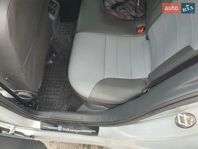 Серый Фольксваген Гольф, объемом двигателя 1.6 л и пробегом 170 тыс. км за 7999 $, фото 29 на Automoto.ua