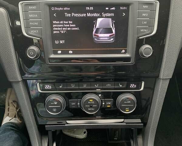 Сірий Фольксваген Гольф, об'ємом двигуна 2 л та пробігом 132 тис. км за 15900 $, фото 15 на Automoto.ua