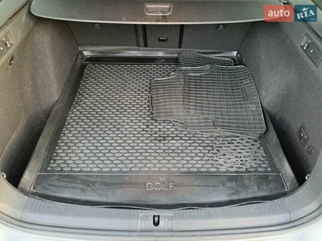 Сірий Фольксваген Гольф, об'ємом двигуна 2 л та пробігом 132 тис. км за 15900 $, фото 19 на Automoto.ua