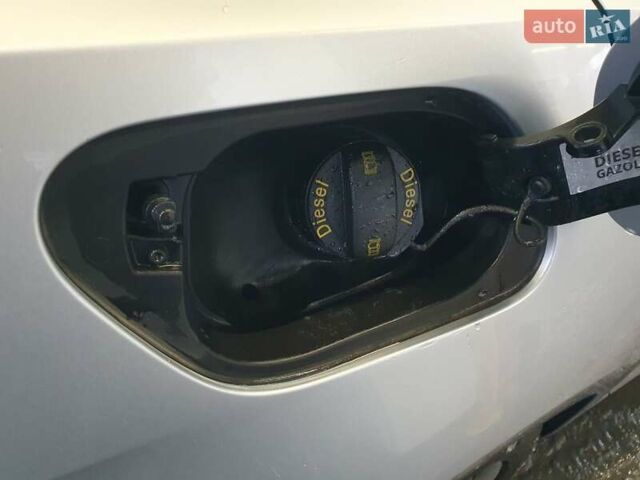 Серый Фольксваген Гольф, объемом двигателя 1.6 л и пробегом 172 тыс. км за 8800 $, фото 23 на Automoto.ua