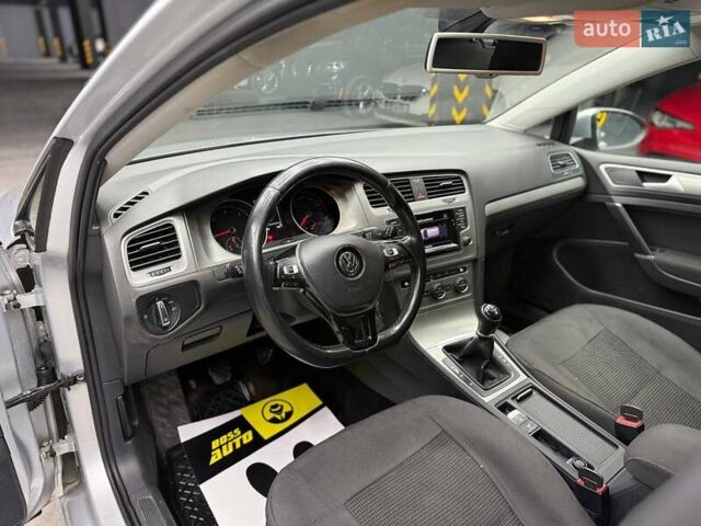 Сірий Фольксваген Гольф, об'ємом двигуна 1.6 л та пробігом 461 тис. км за 10700 $, фото 21 на Automoto.ua