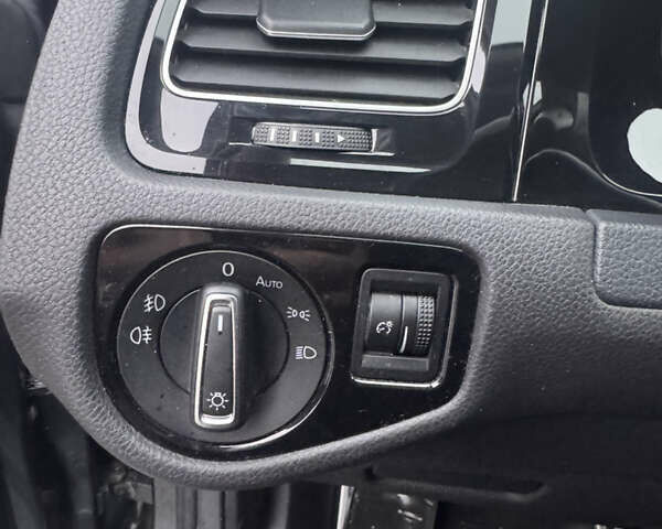 Серый Фольксваген Гольф, объемом двигателя 1.97 л и пробегом 140 тыс. км за 15900 $, фото 19 на Automoto.ua