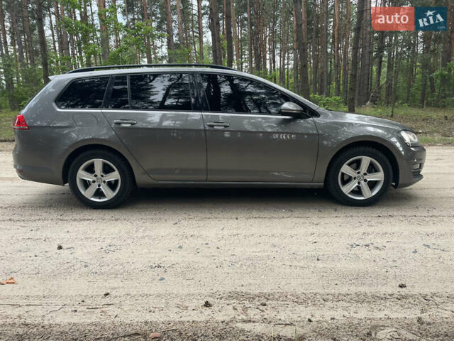 Серый Фольксваген Гольф, объемом двигателя 1.6 л и пробегом 205 тыс. км за 12500 $, фото 2 на Automoto.ua