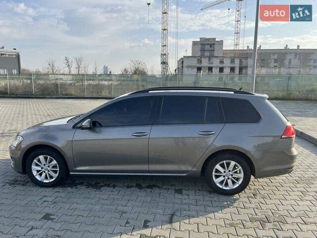 Серый Фольксваген Гольф, объемом двигателя 1.6 л и пробегом 260 тыс. км за 11700 $, фото 5 на Automoto.ua