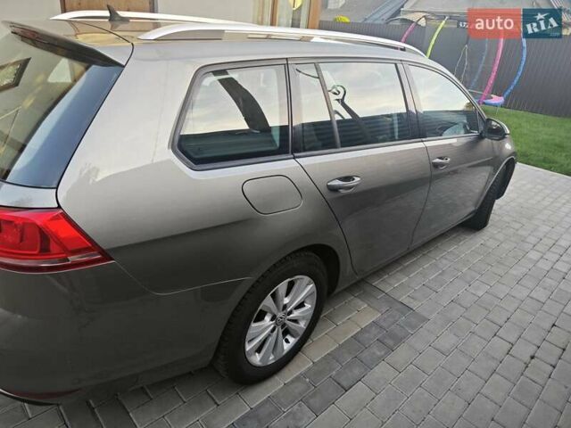 Серый Фольксваген Гольф, объемом двигателя 1.6 л и пробегом 298 тыс. км за 10500 $, фото 8 на Automoto.ua