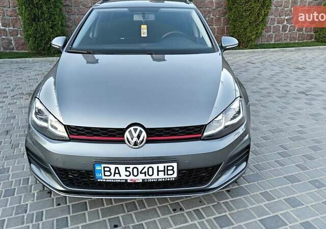 Серый Фольксваген Гольф, объемом двигателя 1.8 л и пробегом 184 тыс. км за 10600 $, фото 1 на Automoto.ua