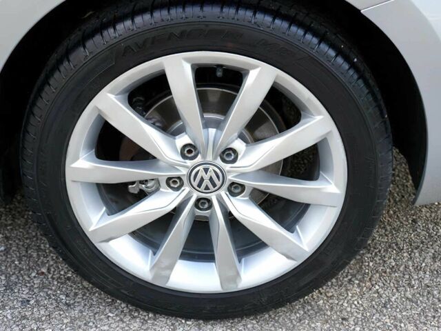 Серый Фольксваген Гольф, объемом двигателя 1.8 л и пробегом 71 тыс. км за 6700 $, фото 13 на Automoto.ua