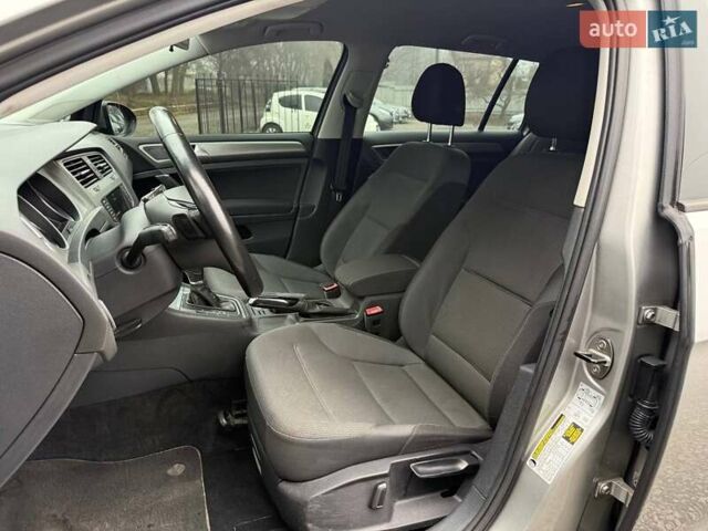 Серый Фольксваген Гольф, объемом двигателя 1.8 л и пробегом 108 тыс. км за 10500 $, фото 17 на Automoto.ua