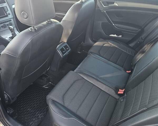 Серый Фольксваген Гольф, объемом двигателя 1.4 л и пробегом 247 тыс. км за 10800 $, фото 5 на Automoto.ua