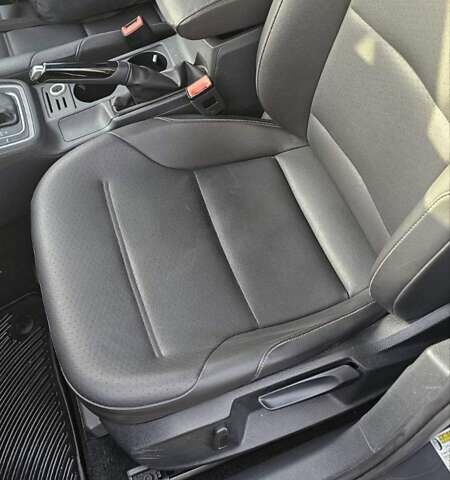 Серый Фольксваген Гольф, объемом двигателя 1.97 л и пробегом 204 тыс. км за 12900 $, фото 12 на Automoto.ua