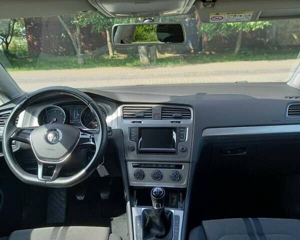 Серый Фольксваген Гольф, объемом двигателя 1.6 л и пробегом 227 тыс. км за 10860 $, фото 15 на Automoto.ua