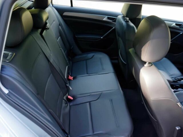 Серый Фольксваген Гольф, объемом двигателя 1.8 л и пробегом 71 тыс. км за 6700 $, фото 10 на Automoto.ua