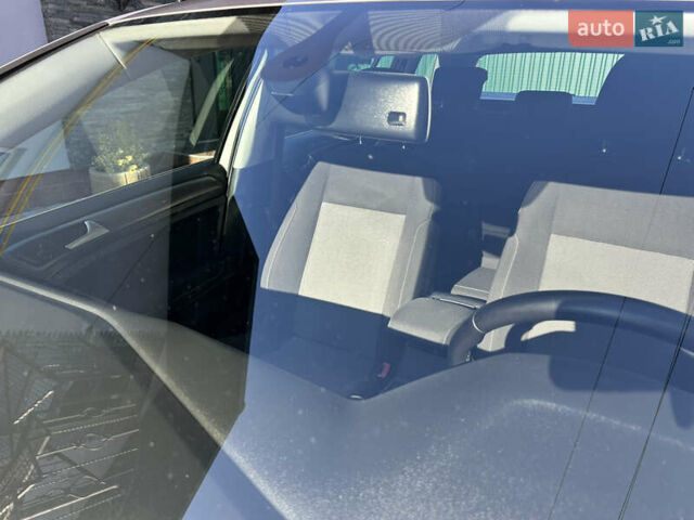 Фольксваген Гольф 2015 в Червонограде на Automoto.ua Серый Фольксваген Гольф, объемом двигателя 1.6 л и пробегом 223 тыс. км за 12157 $, фото 29 на Automoto.ua