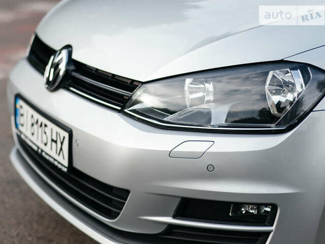 Серый Фольксваген Гольф, объемом двигателя 1.6 л и пробегом 250 тыс. км за 11100 $, фото 76 на Automoto.ua