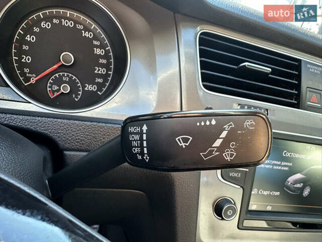 Фольксваген Гольф 2015 в Червонограде на Automoto.ua Серый Фольксваген Гольф, объемом двигателя 1.6 л и пробегом 223 тыс. км за 12157 $, фото 43 на Automoto.ua