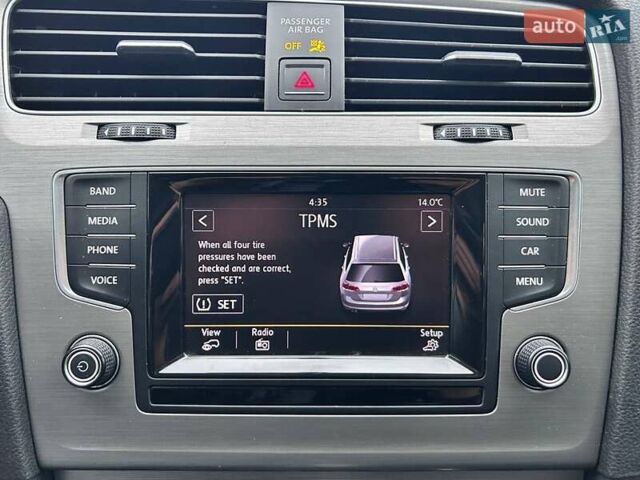 Серый Фольксваген Гольф, объемом двигателя 1.8 л и пробегом 194 тыс. км за 11800 $, фото 24 на Automoto.ua