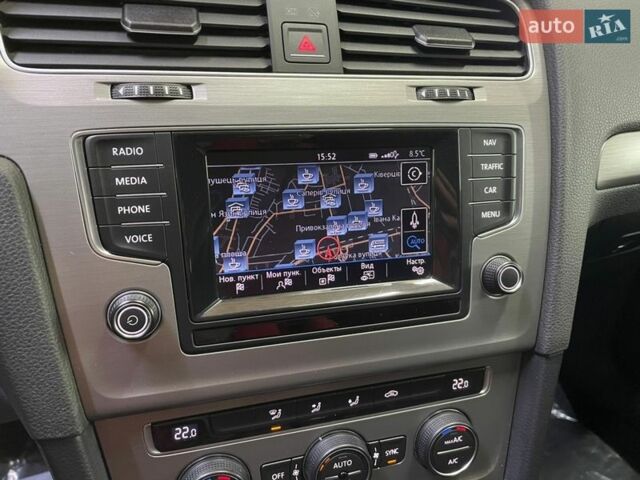 Серый Фольксваген Гольф, объемом двигателя 1.6 л и пробегом 226 тыс. км за 12800 $, фото 39 на Automoto.ua