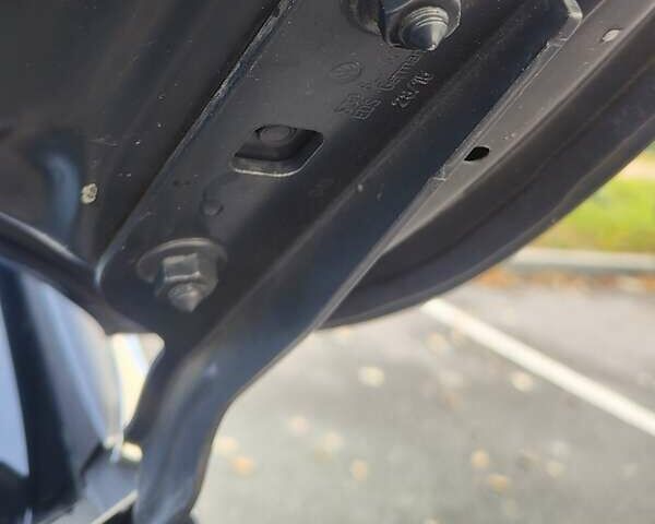 Сірий Фольксваген Гольф, об'ємом двигуна 1.6 л та пробігом 293 тис. км за 11800 $, фото 24 на Automoto.ua