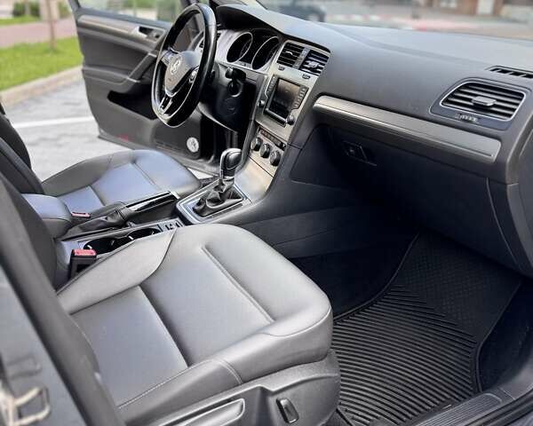 Сірий Фольксваген Гольф, об'ємом двигуна 1.8 л та пробігом 164 тис. км за 12800 $, фото 21 на Automoto.ua