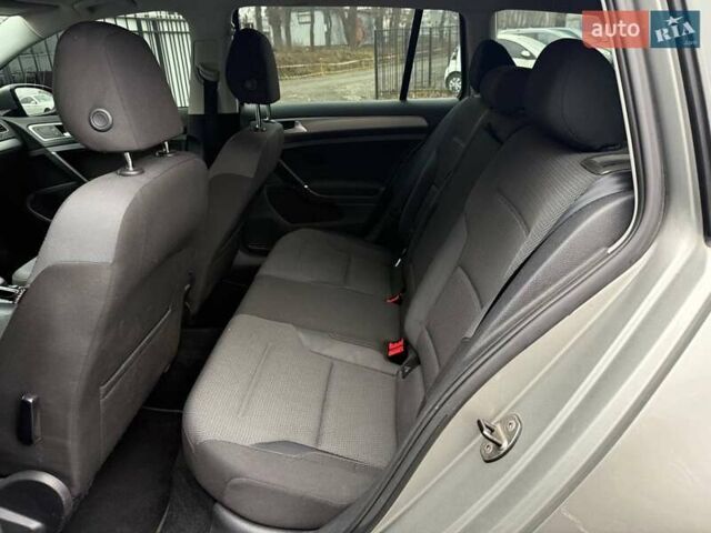 Серый Фольксваген Гольф, объемом двигателя 1.8 л и пробегом 108 тыс. км за 10500 $, фото 18 на Automoto.ua