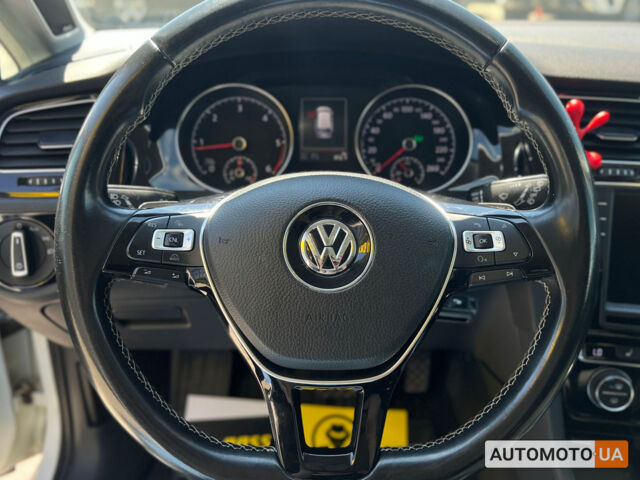 Серый Фольксваген Гольф, объемом двигателя 1.6 л и пробегом 277 тыс. км за 11700 $, фото 15 на Automoto.ua