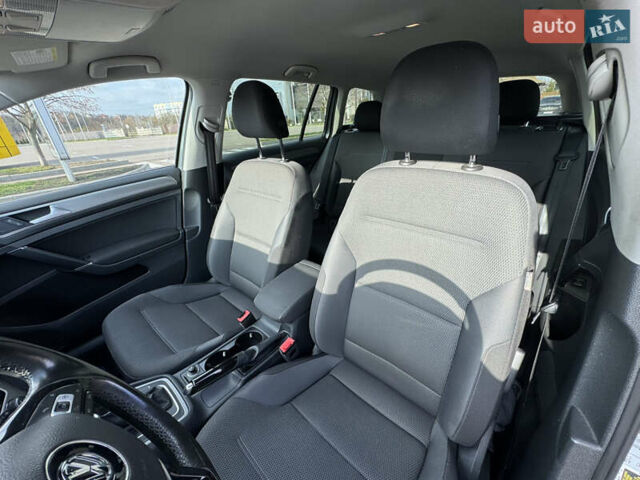 Серый Фольксваген Гольф, объемом двигателя 1.97 л и пробегом 194 тыс. км за 13250 $, фото 21 на Automoto.ua