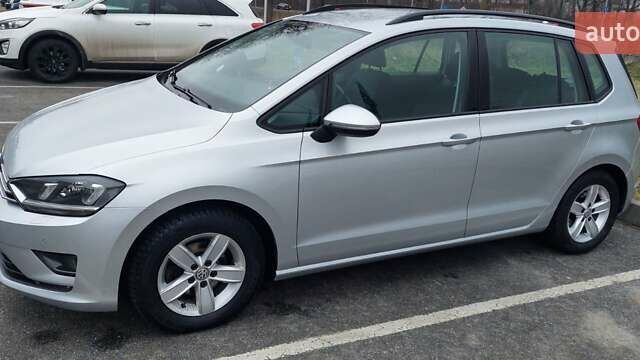 Сірий Фольксваген Гольф, об'ємом двигуна 1.2 л та пробігом 103 тис. км за 12800 $, фото 5 на Automoto.ua