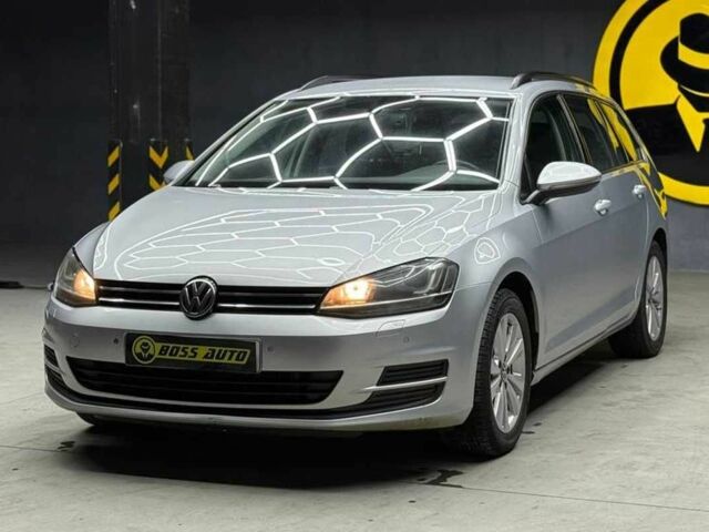 Серый Фольксваген Гольф, объемом двигателя 1.6 л и пробегом 461 тыс. км за 10700 $, фото 2 на Automoto.ua