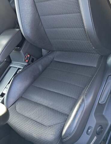 Серый Фольксваген Гольф, объемом двигателя 1.6 л и пробегом 275 тыс. км за 11000 $, фото 11 на Automoto.ua