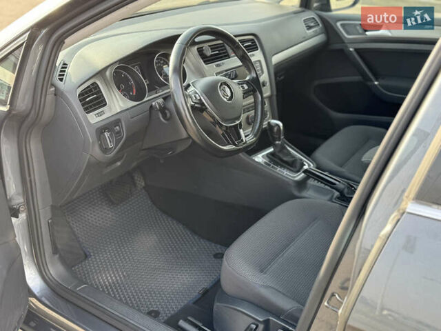 Серый Фольксваген Гольф, объемом двигателя 1.97 л и пробегом 194 тыс. км за 13250 $, фото 10 на Automoto.ua
