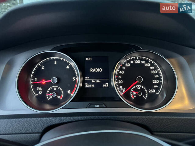 Серый Фольксваген Гольф, объемом двигателя 1.6 л и пробегом 303 тыс. км за 9300 $, фото 30 на Automoto.ua