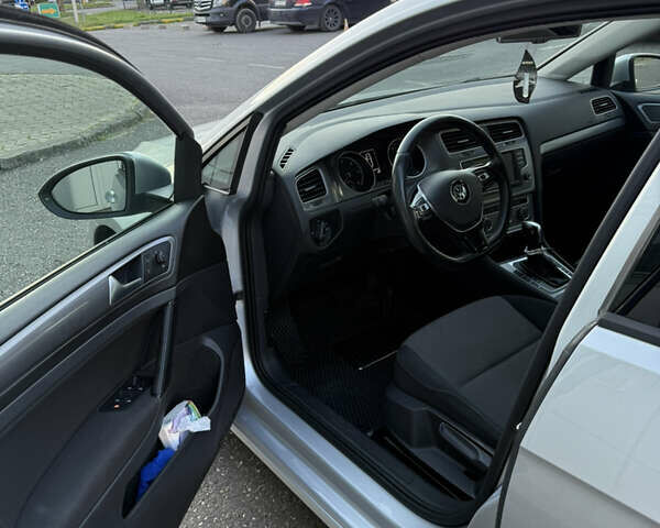 Сірий Фольксваген Гольф, об'ємом двигуна 1.6 л та пробігом 233 тис. км за 11500 $, фото 8 на Automoto.ua