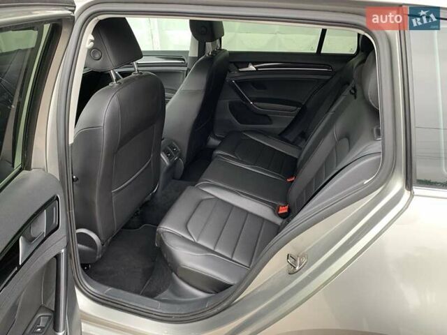 Сірий Фольксваген Гольф, об'ємом двигуна 2 л та пробігом 132 тис. км за 15900 $, фото 18 на Automoto.ua