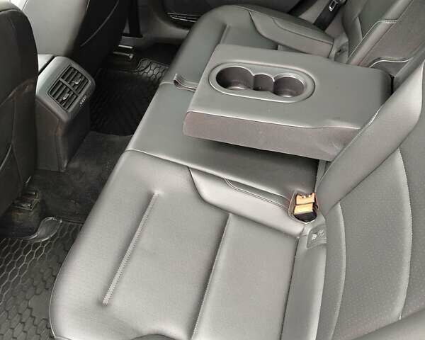 Серый Фольксваген Гольф, объемом двигателя 1.97 л и пробегом 269 тыс. км за 11400 $, фото 10 на Automoto.ua