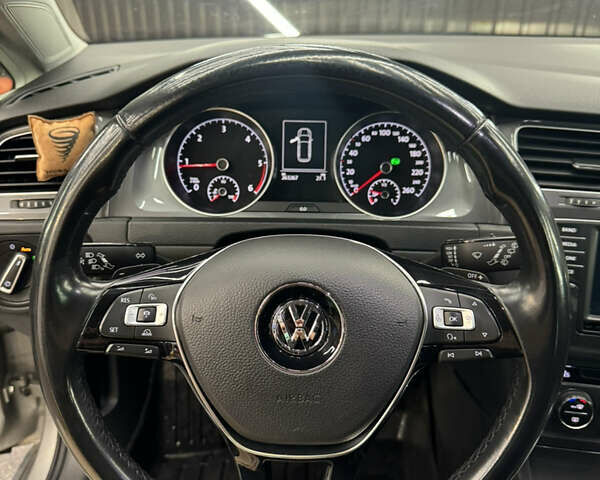 Серый Фольксваген Гольф, объемом двигателя 1.97 л и пробегом 263 тыс. км за 14800 $, фото 14 на Automoto.ua