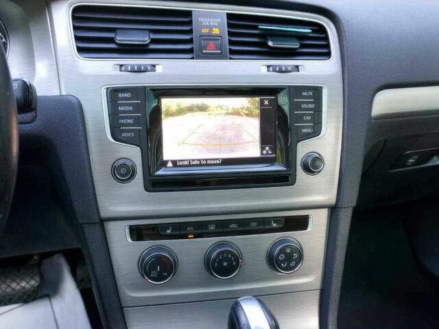 Серый Фольксваген Гольф, объемом двигателя 1.8 л и пробегом 77 тыс. км за 2700 $, фото 8 на Automoto.ua