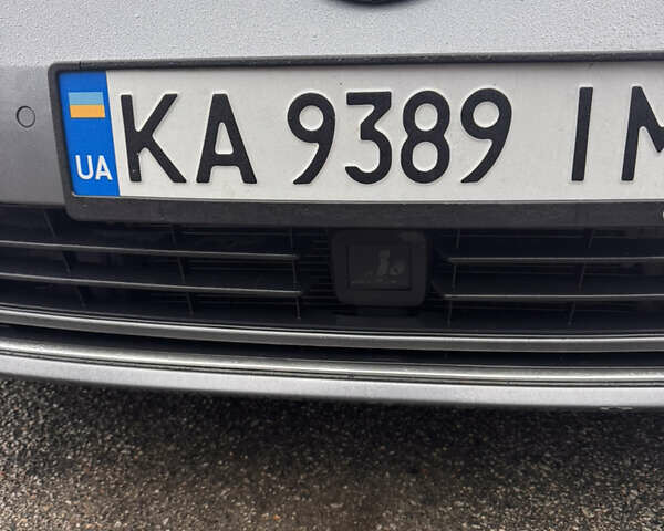 Серый Фольксваген Гольф, объемом двигателя 1.97 л и пробегом 140 тыс. км за 15900 $, фото 28 на Automoto.ua