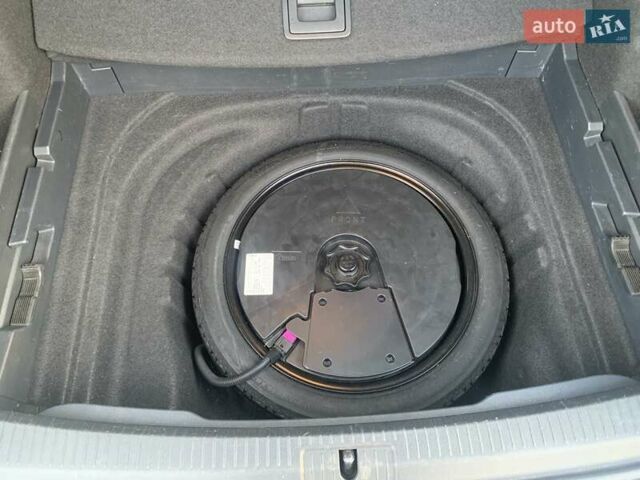 Сірий Фольксваген Гольф, об'ємом двигуна 2 л та пробігом 132 тис. км за 15900 $, фото 21 на Automoto.ua