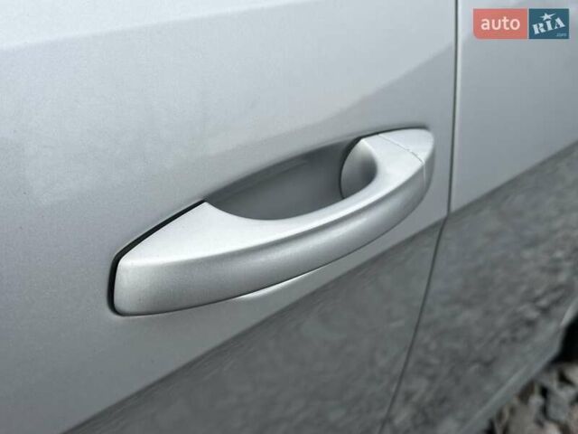 Серый Фольксваген Гольф, объемом двигателя 1.6 л и пробегом 236 тыс. км за 11450 $, фото 20 на Automoto.ua