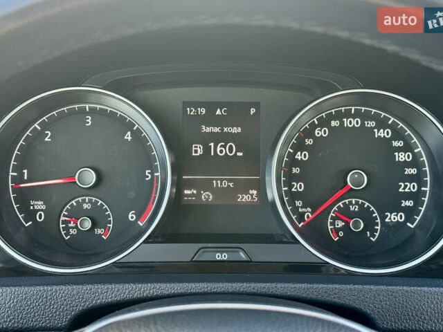 Серый Фольксваген Гольф, объемом двигателя 1.6 л и пробегом 198 тыс. км за 10999 $, фото 26 на Automoto.ua