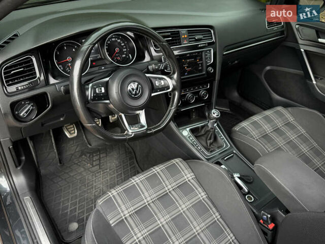 Серый Фольксваген Гольф, объемом двигателя 1.97 л и пробегом 333 тыс. км за 11999 $, фото 30 на Automoto.ua