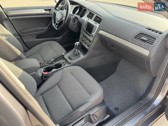 Серый Фольксваген Гольф, объемом двигателя 1.97 л и пробегом 194 тыс. км за 13250 $, фото 17 на Automoto.ua