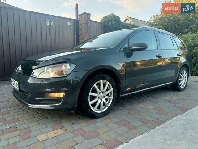 Серый Фольксваген Гольф, объемом двигателя 1.6 л и пробегом 282 тыс. км за 10200 $, фото 5 на Automoto.ua