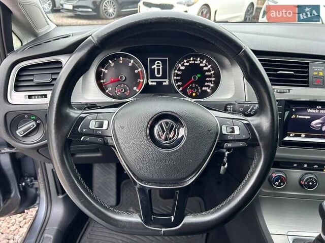 Серый Фольксваген Гольф, объемом двигателя 1.8 л и пробегом 194 тыс. км за 11800 $, фото 18 на Automoto.ua
