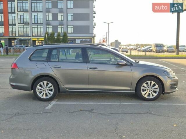 Серый Фольксваген Гольф, объемом двигателя 1.6 л и пробегом 255 тыс. км за 10900 $, фото 3 на Automoto.ua