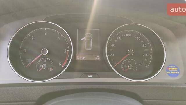 Серый Фольксваген Гольф, объемом двигателя 1.6 л и пробегом 173 тыс. км за 12500 $, фото 12 на Automoto.ua
